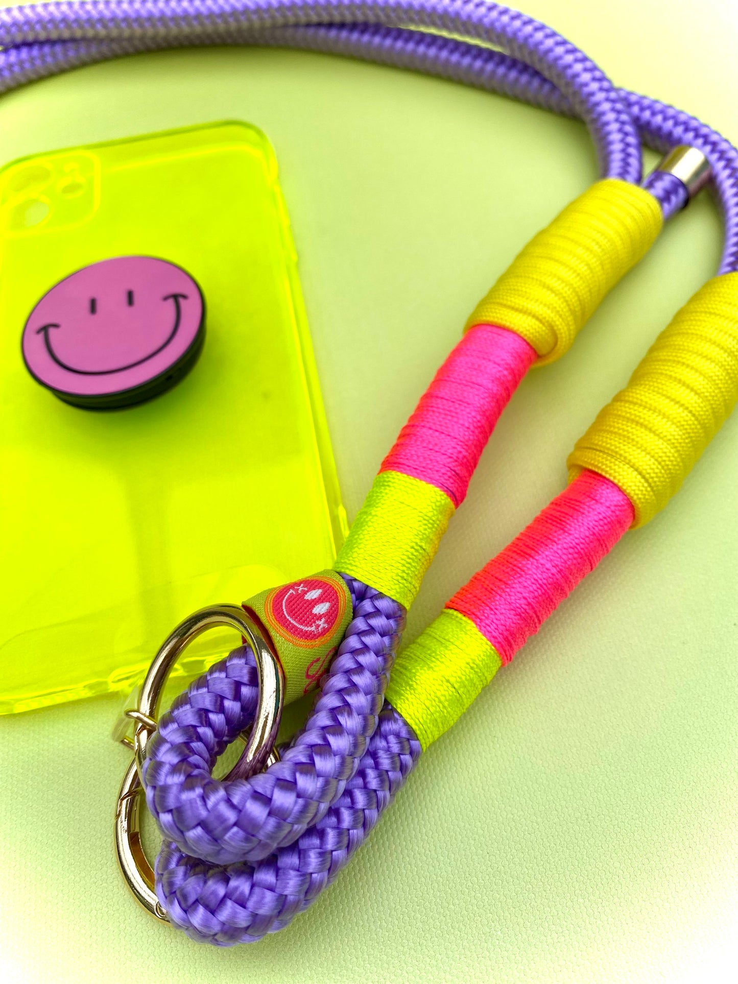 Handykette Heidelbeere-Zitrone aus Paracord & Segeltau