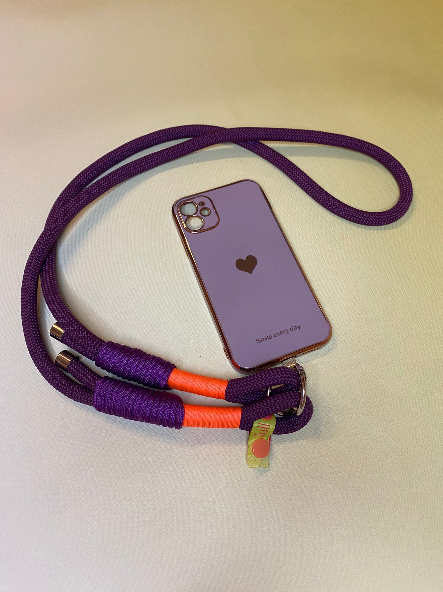 Handykette Alles Lila aus Paracord & Segeltau