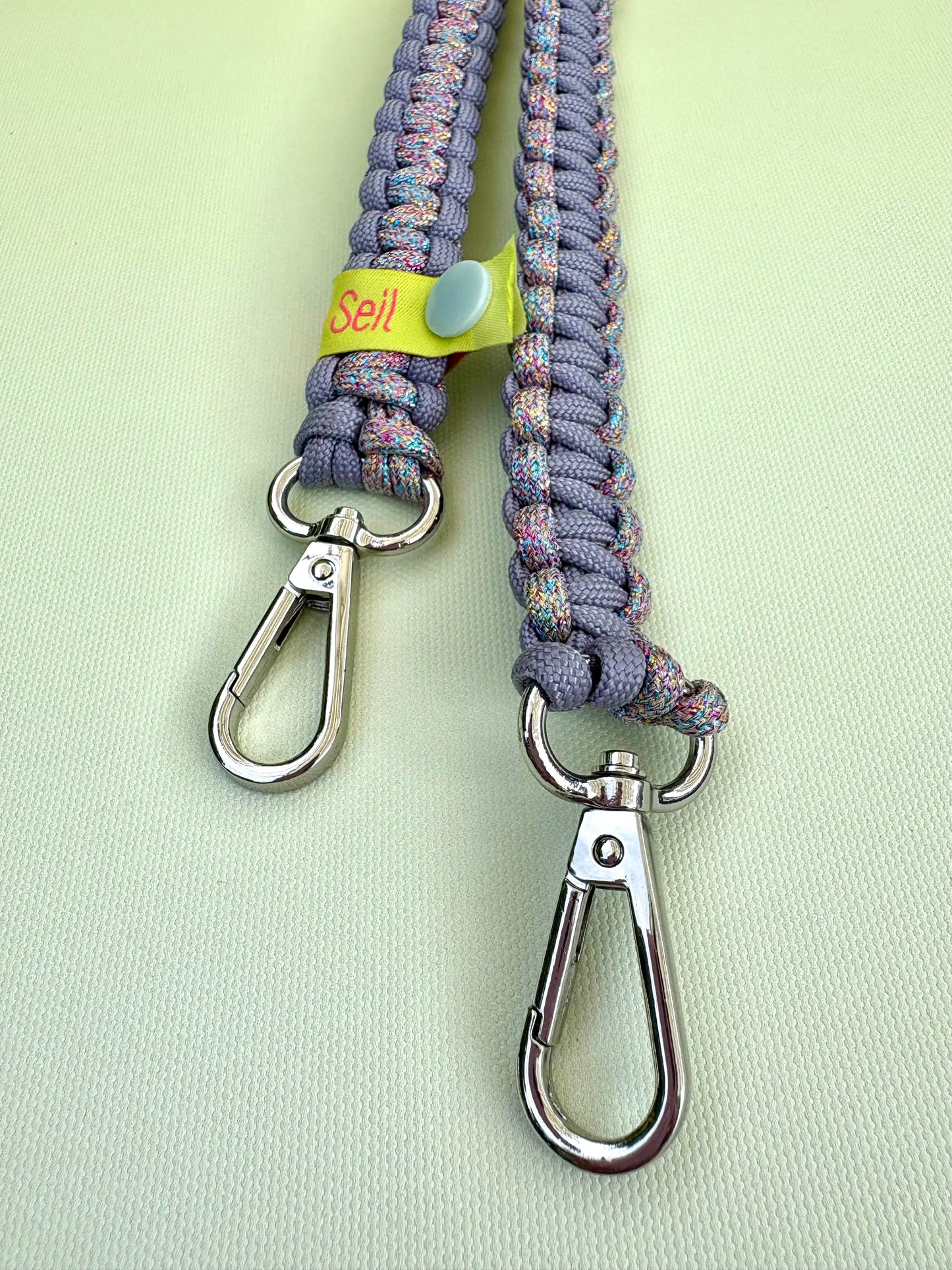 Handykette Makramee Glitzer Silber Gin Fizz aus Paracord