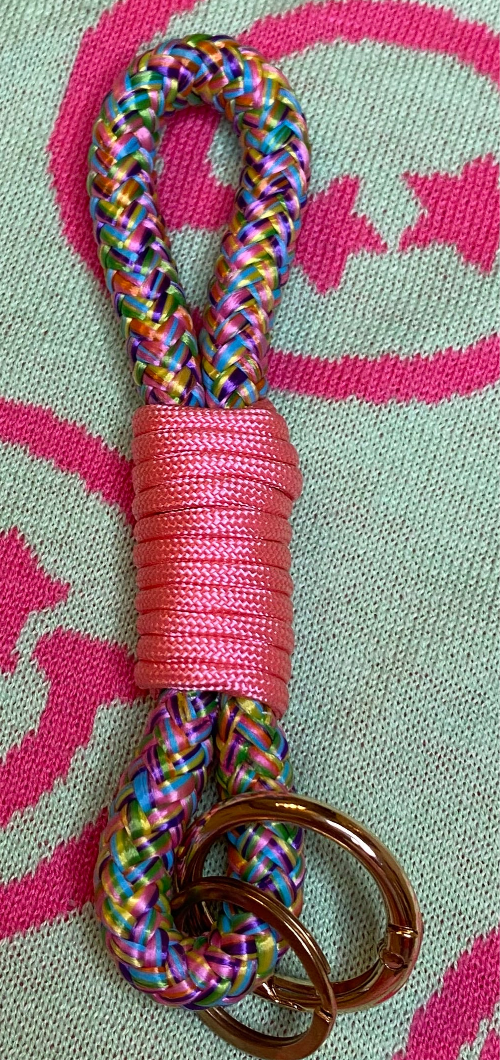 Schlüsselanhänger Konfetti Rosa aus Paracord & Segeltau