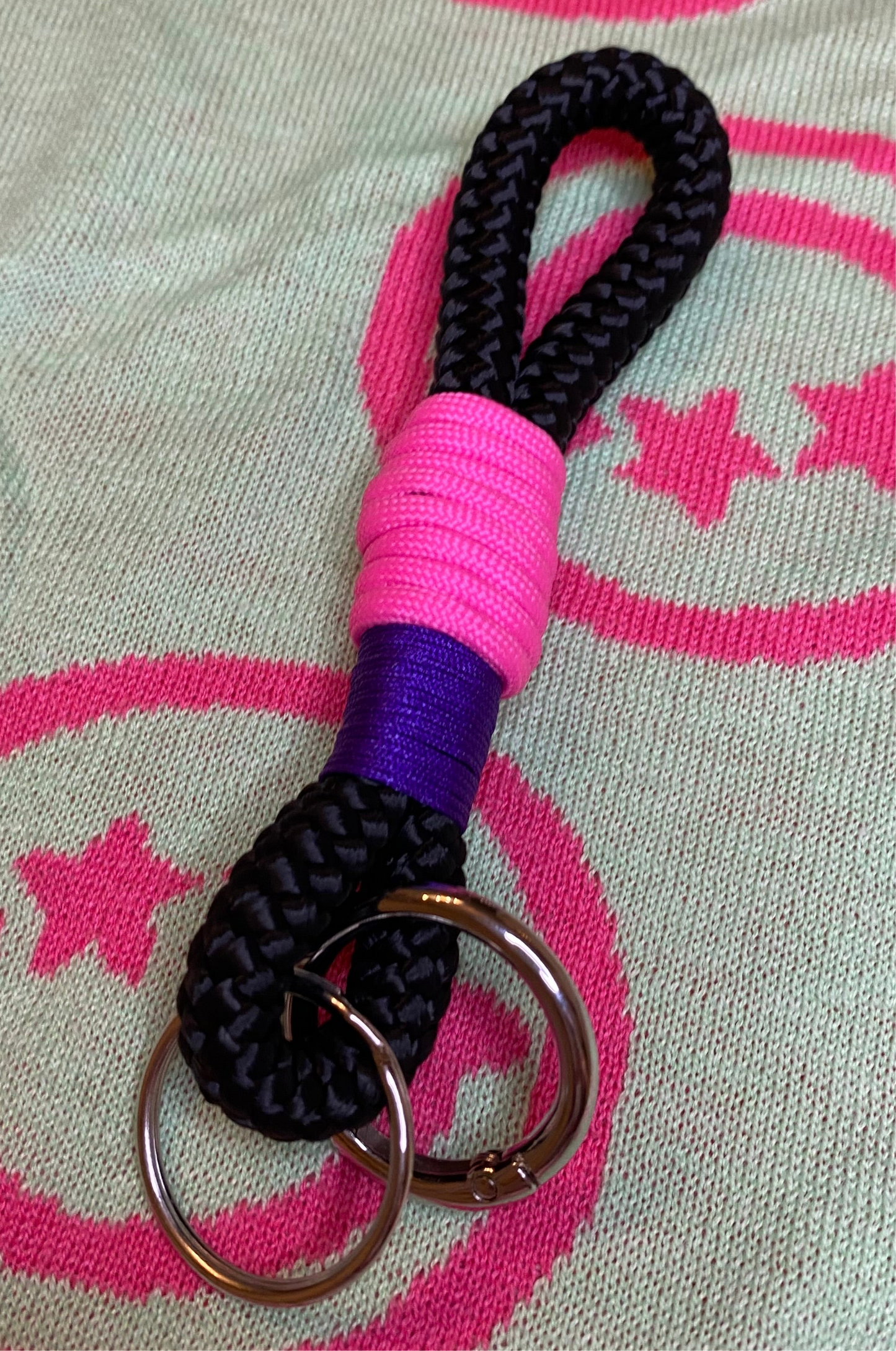Schlüsselanhänger Schwarz-Pink