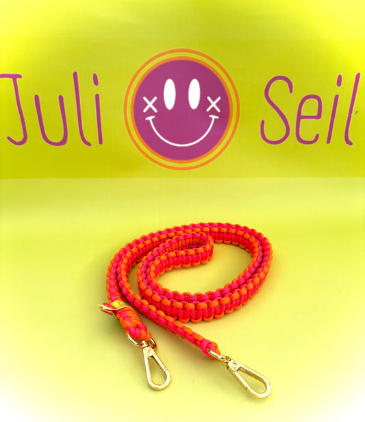 Handykette Makramee Holy Aperoli aus Paracord