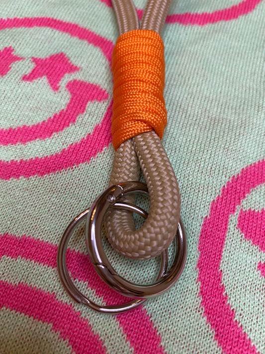 Schlüsselanhänger Beige-Orange aus Paracord & Segeltau