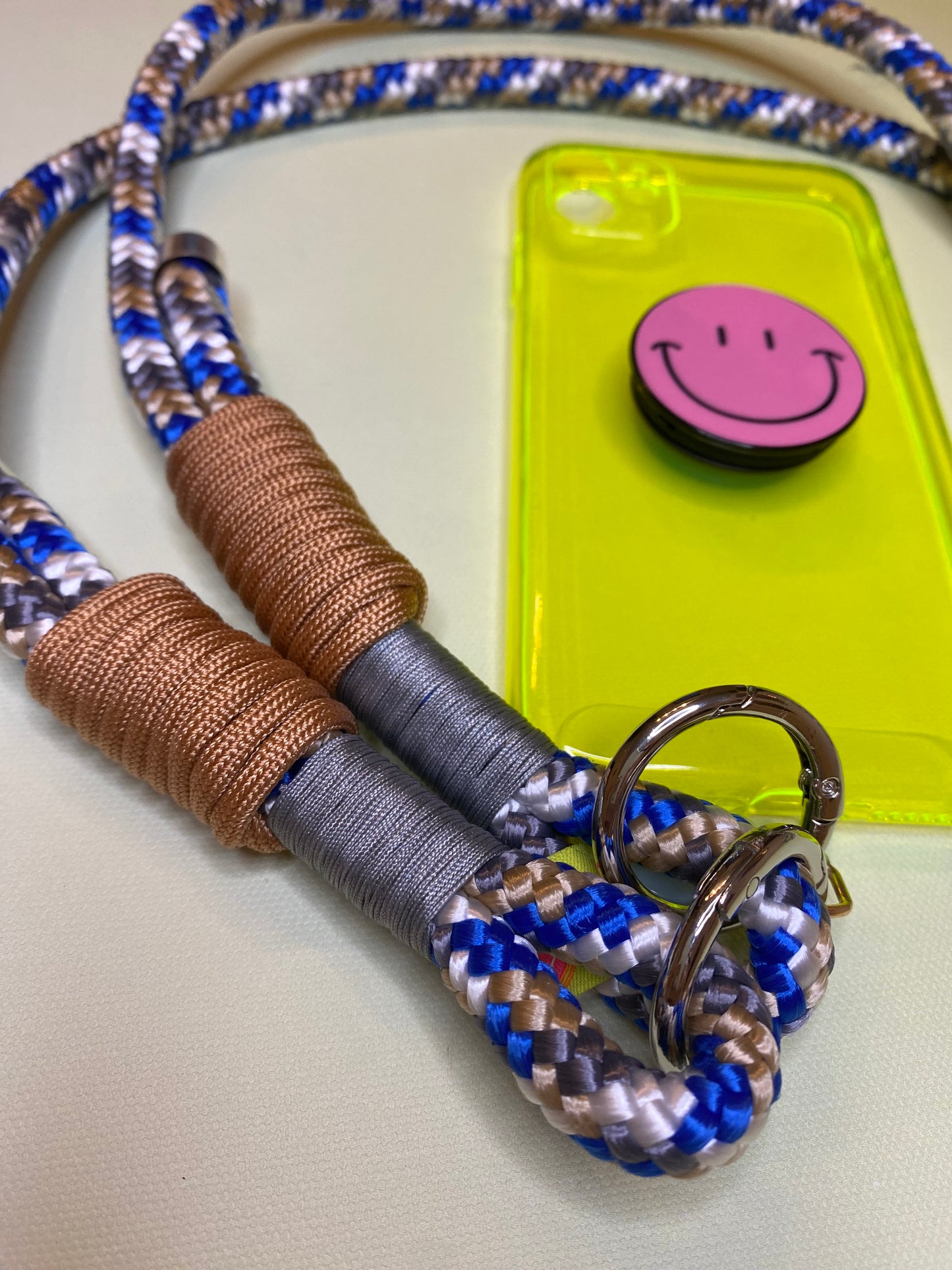 Handykette Camouflage Blau aus Paracord & Segeltau