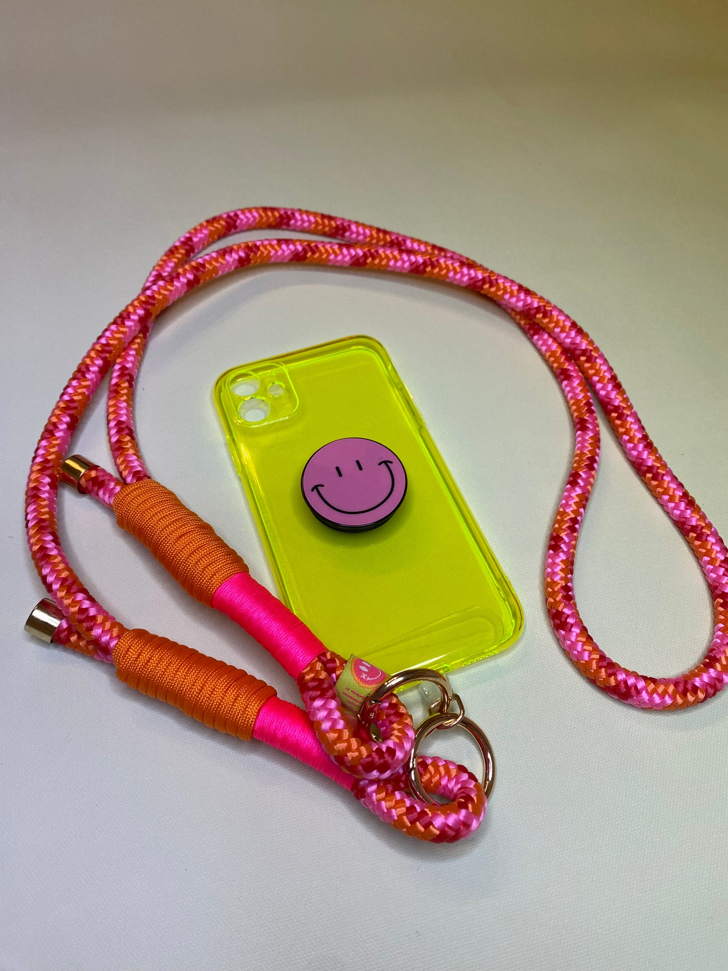 Handykette Hot Volcano aus Paracord & Segeltau