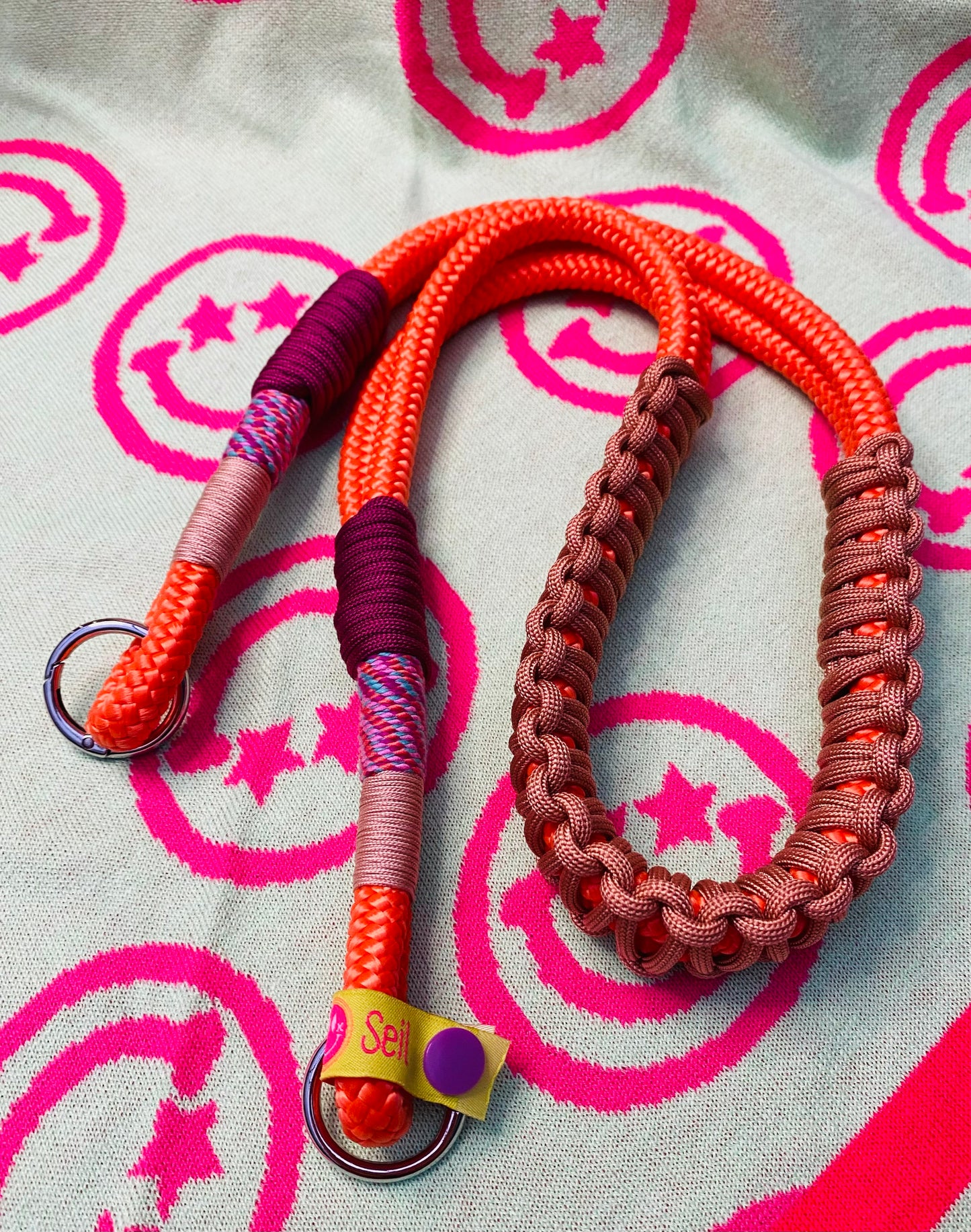 Taschengurt Brombeere aus Paracord & Segeltau